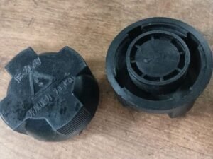 Auxiliary Water Tank Pressure Cap 1311211-K0300 for Dongfeng Trucks