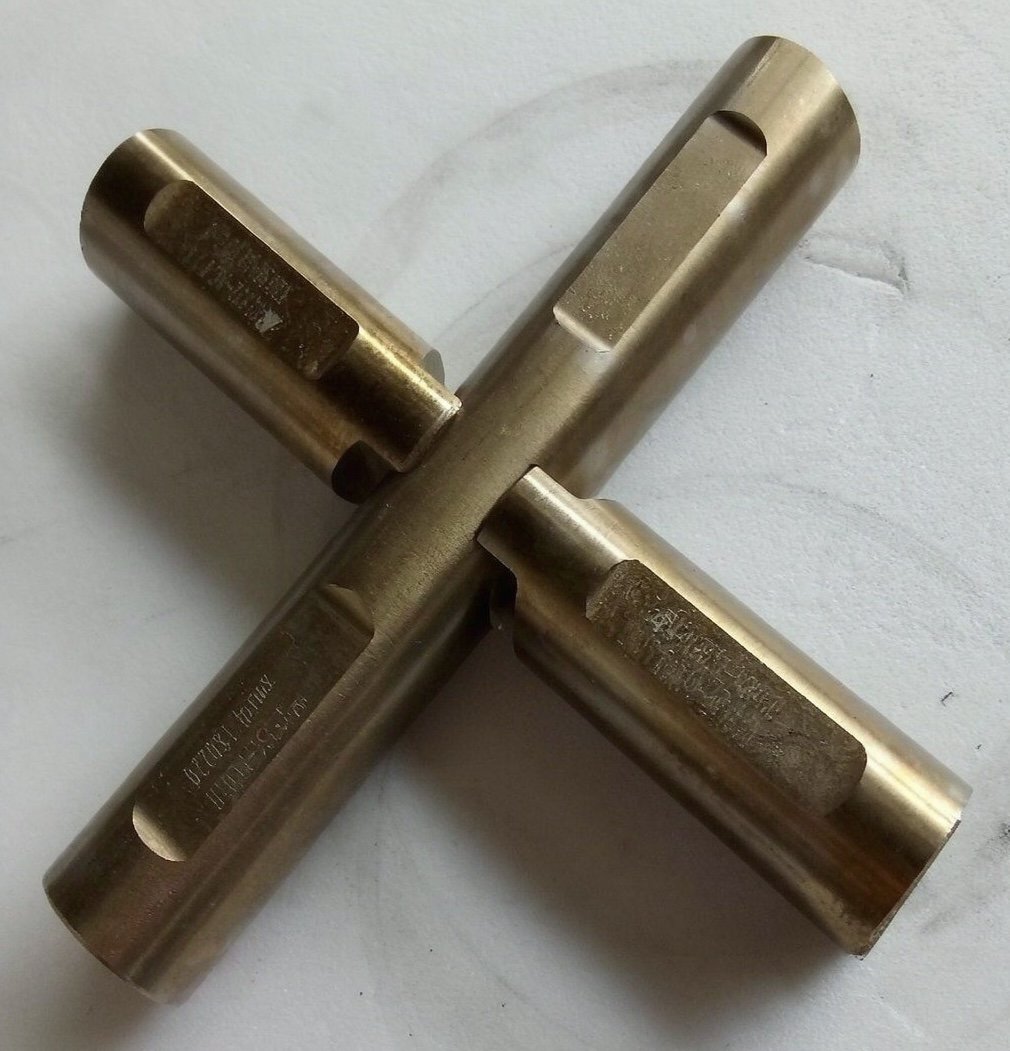 Differential Cross Shaft (Spider) 2402331-NC01H for Dongfeng 440 Rear Axle