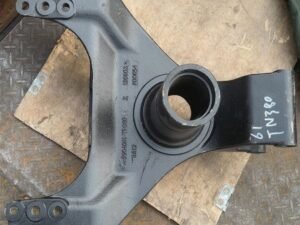 Tandem Axle Equalizer Bracket 2904061-TN380 for Dongfeng KL