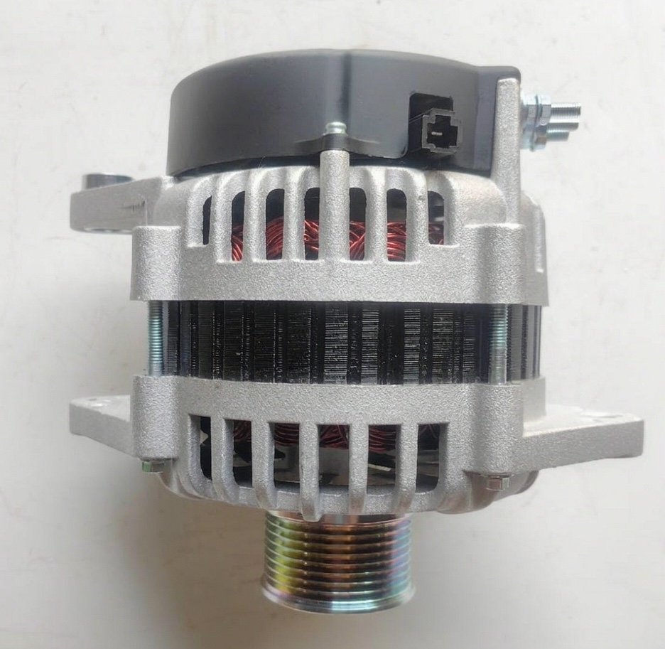 Alternator 28V 70A 4930794 for Dongfeng Cummins Engine