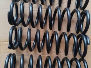 Cab Air Shock Absorber Front Suspension Spring (Left / Right) 5001042-C0300 / 5001043-C0300 for Dongfeng Trucks