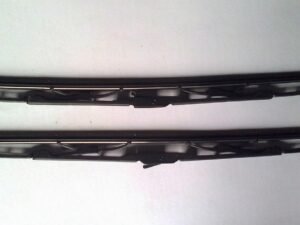 Wiper Blade (Left & Right) 5205014-C0100 / 5205013-C0100 for Dongfeng Trucks