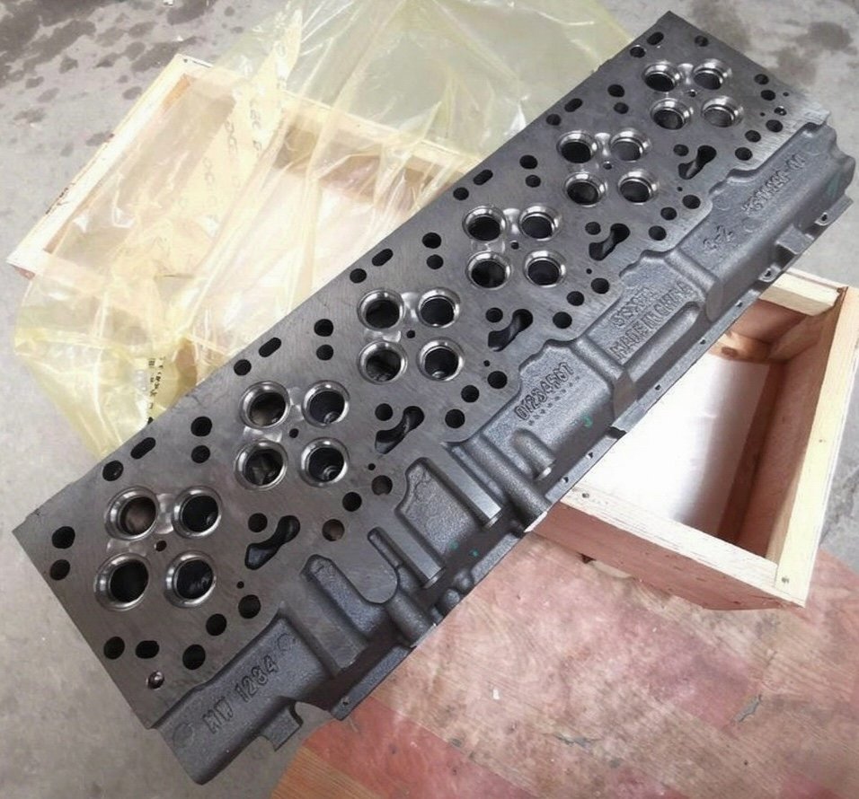 Cylinder Head C5339590 for Dongfeng KL Dongfeng KR Cummins Diesel Engine 9.5L